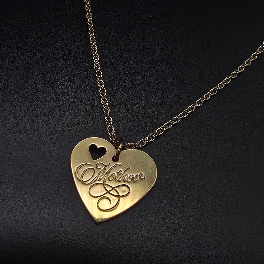 Avon Gold Tone Mother's Heart Pendant Necklace I Love You Vintage